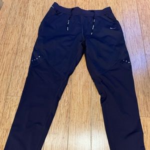 Nike Shield running Women’s purple leggings L